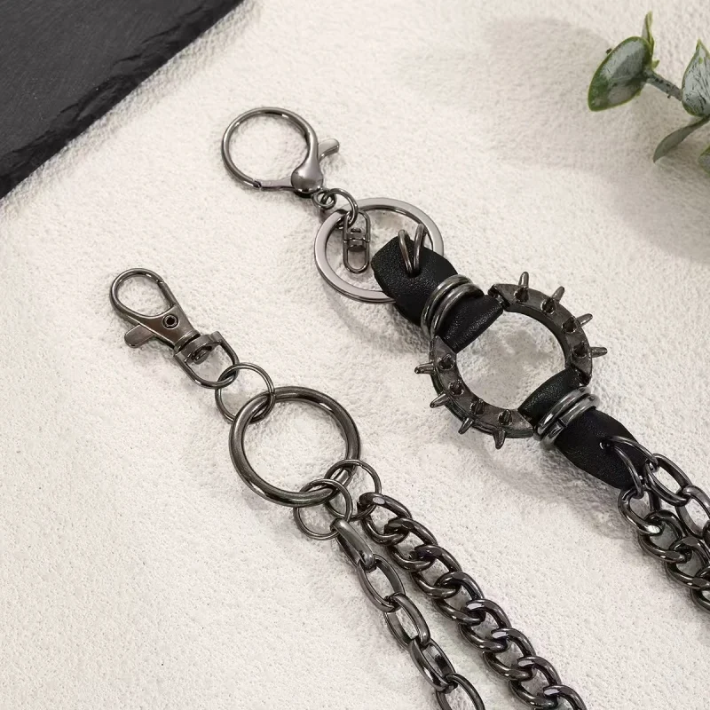 Punk_Metal_Waist_Chain_with_Spikes_gallery_02 Punk_Metal_Waist_Chain_with_Spikes_gallery_02.webp
